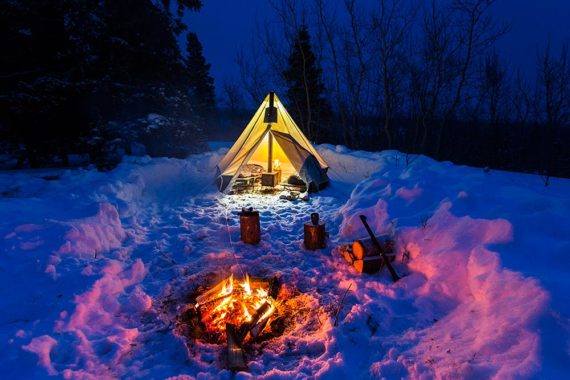 Dog sledding: Winter campfire